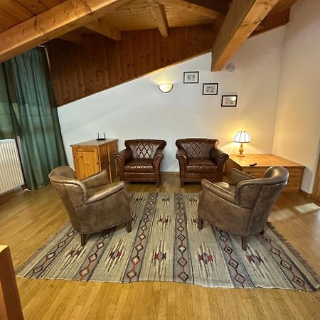 Effealatapartments - La Perla Della Val Di Sole 迪马罗 外观 照片